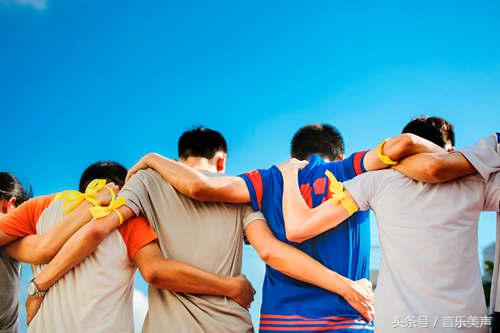 同学聚会校花唱的歌,适合同学聚会的歌曲100首