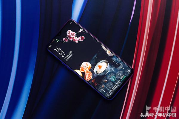 opporeno和r17哪个好,oppor17现在还值得买吗