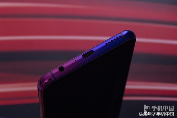 opporeno和r17哪个好,oppor17现在还值得买吗