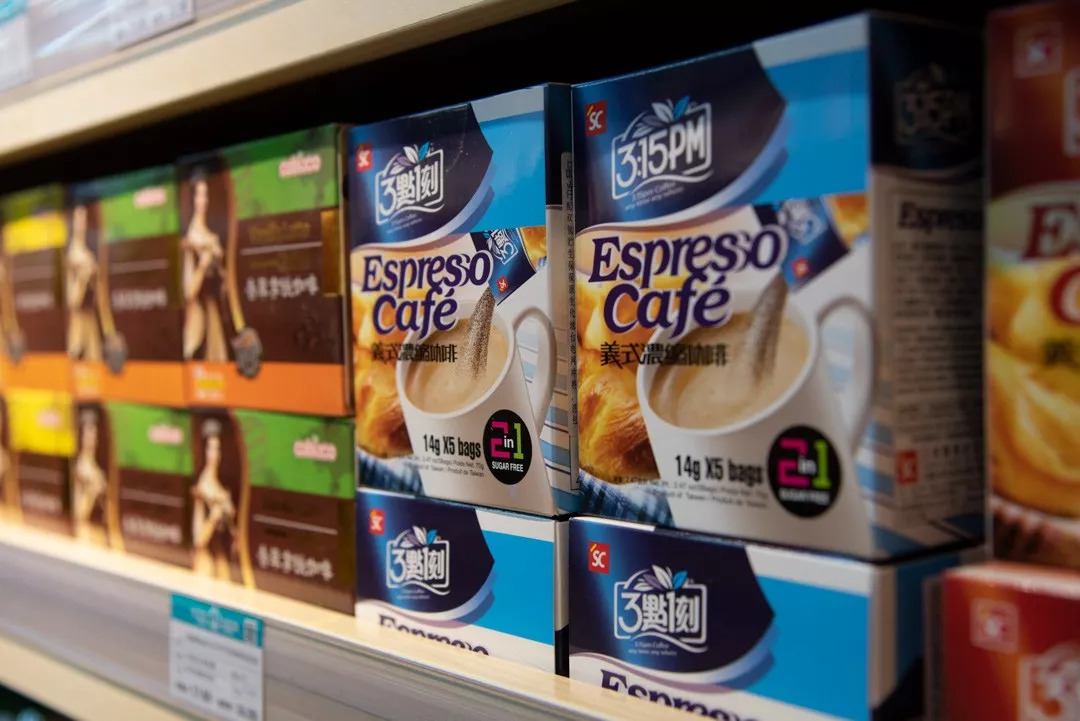 自由自在进口商品,自由自在进口专营店展示柜