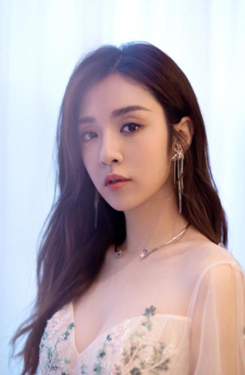 王晓晨评价胡歌视频,王晓晨胡歌吵架