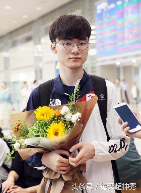 亚运会lol韩国队夺冠faker,亚运会faker夺冠