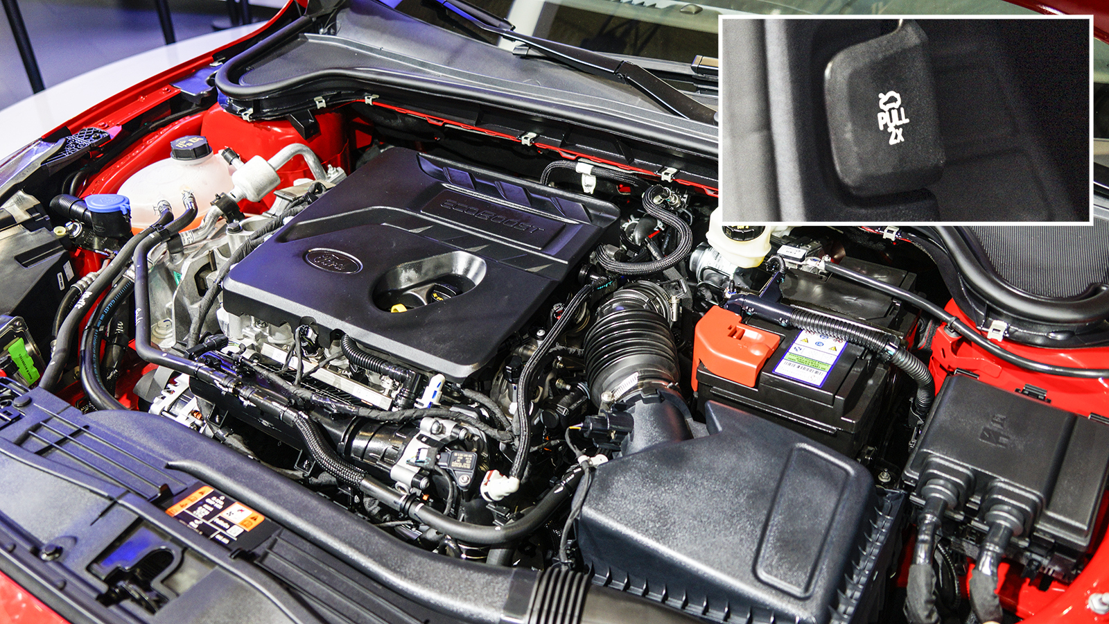 这才是新款的福特福克斯,沉浸式体验19款福特福克斯两厢