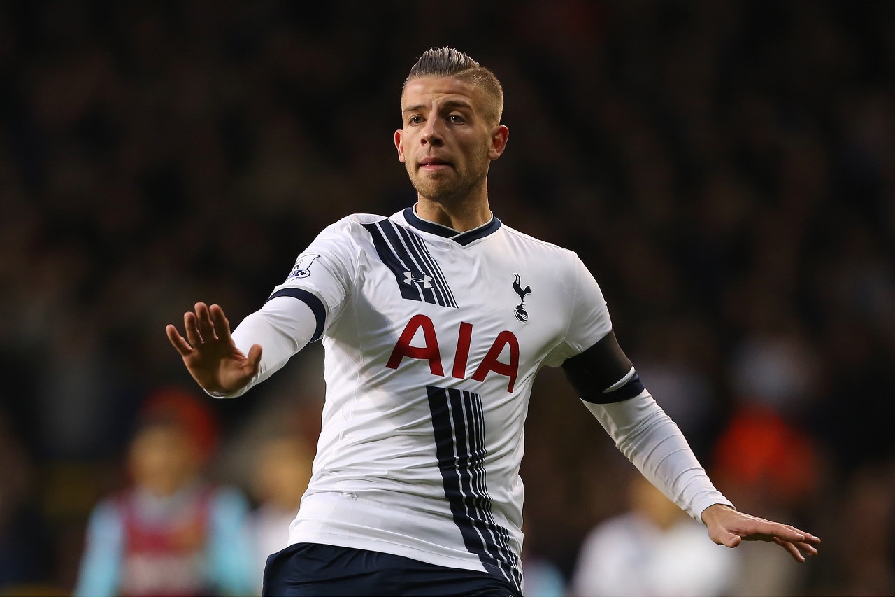 英超冬窗引援范迪克,外媒评五大联赛中卫榜范迪克居首