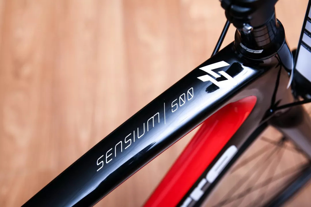 适合“山转公”或入门骑的公路车——SENSIUM500