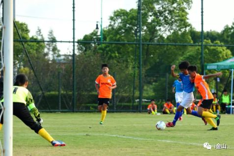 又一个冠军！中国足球的未来或许就在金山这些娃娃身上！
