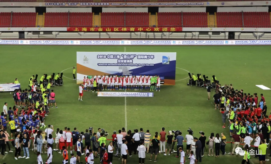 又一个冠军！中国足球的未来或许就在金山这些娃娃身上！