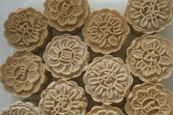 黑豆怎么吃才有好处,吃黑豆的正确方法和做法