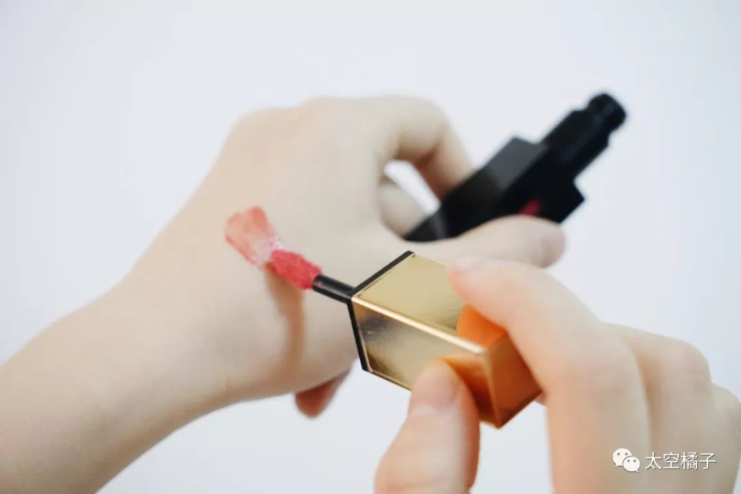 送礼物真的是一门学问,直男在送礼前都做了哪些努力