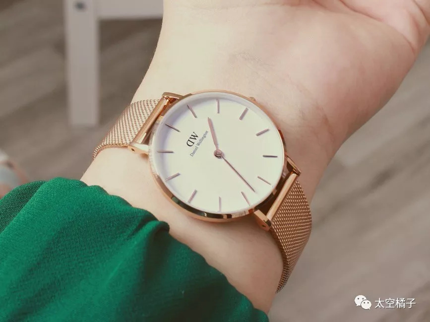 送礼物真的是一门学问,直男在送礼前都做了哪些努力