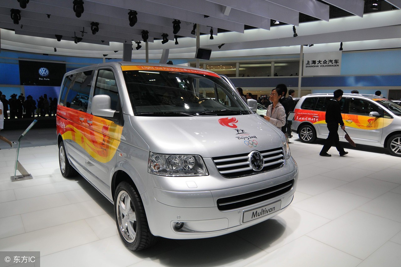 13年迈腾1.8t豪华版现在值得买吗,17年迈腾1.8t豪华版二手车多少钱