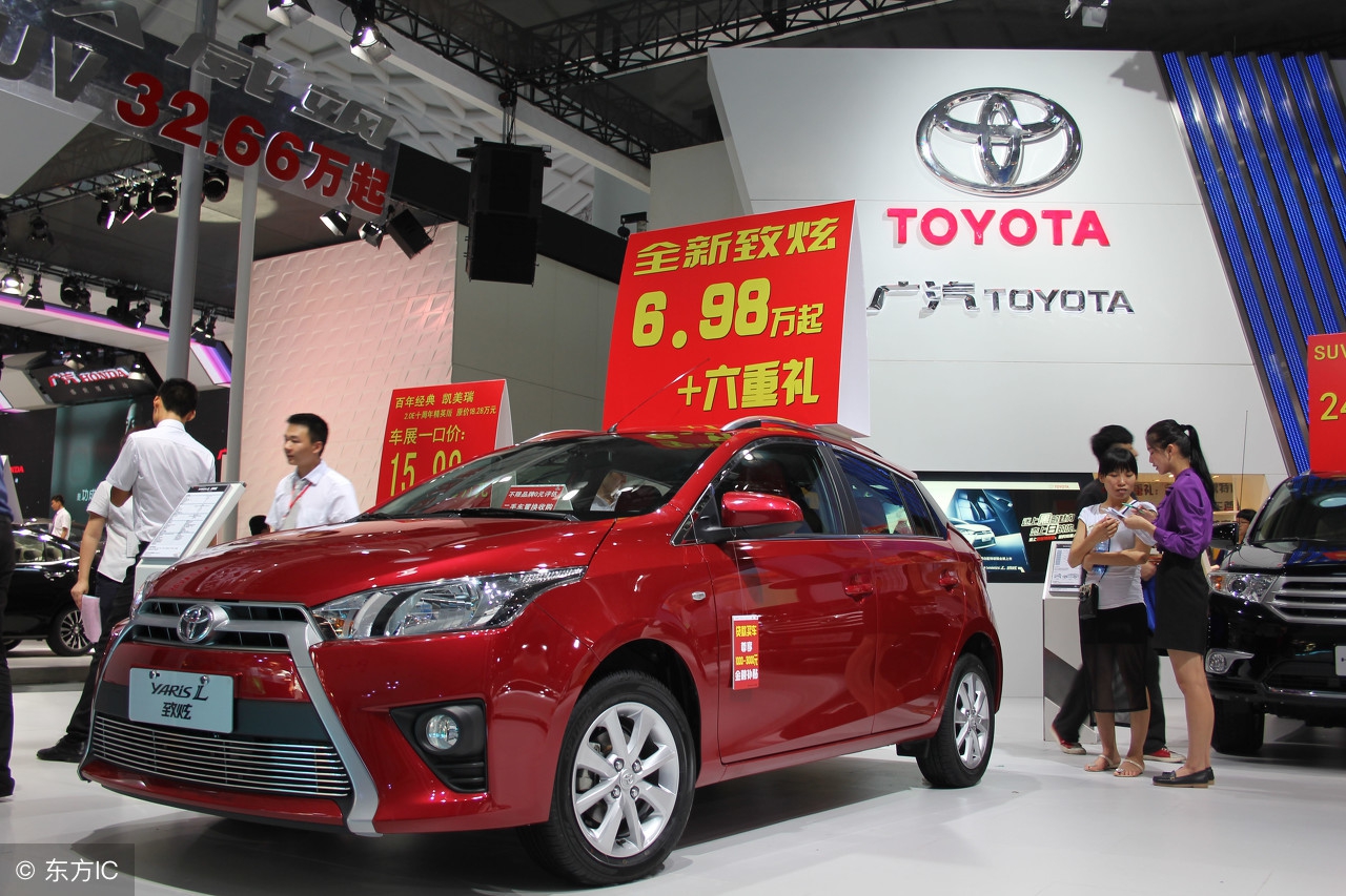 13年迈腾1.8t豪华版现在值得买吗,17年迈腾1.8t豪华版二手车多少钱