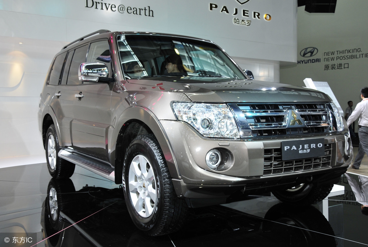 13年迈腾1.8t豪华版现在值得买吗,17年迈腾1.8t豪华版二手车多少钱