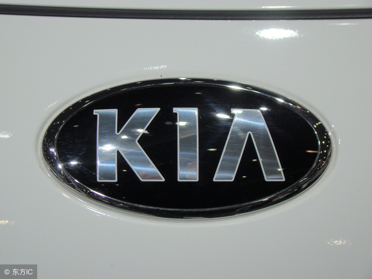 13年迈腾1.8t豪华版现在值得买吗,17年迈腾1.8t豪华版二手车多少钱