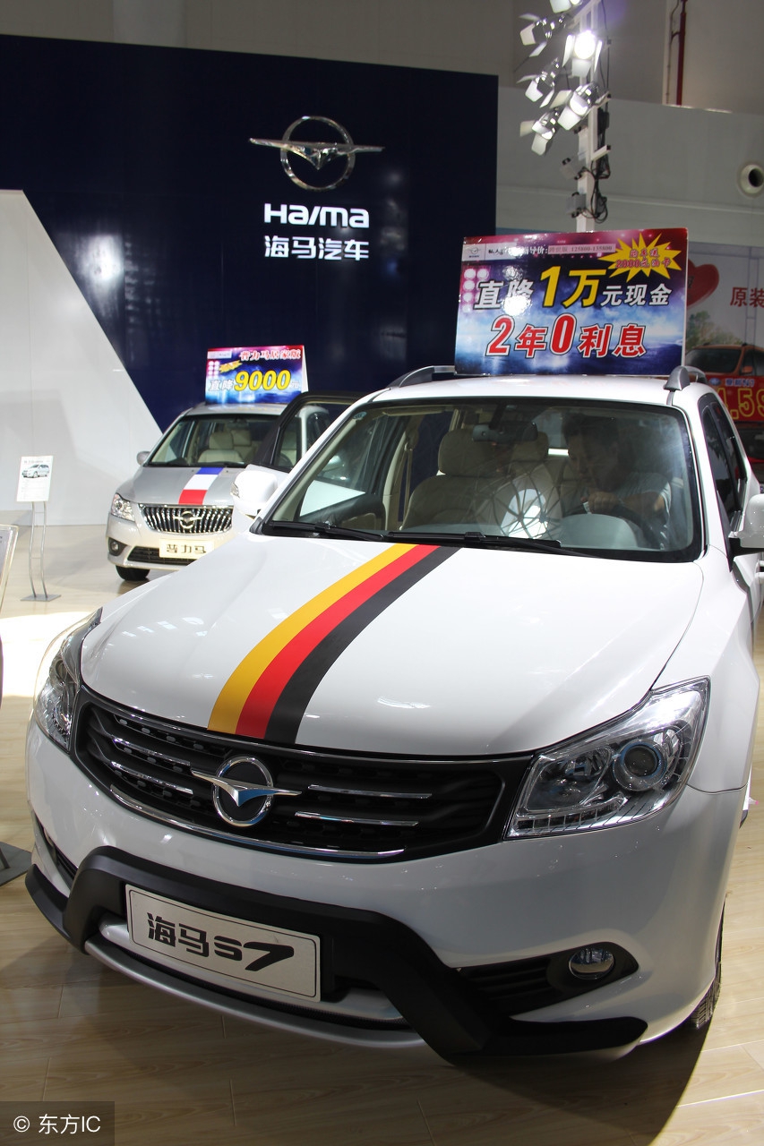 13年迈腾1.8t豪华版现在值得买吗,17年迈腾1.8t豪华版二手车多少钱