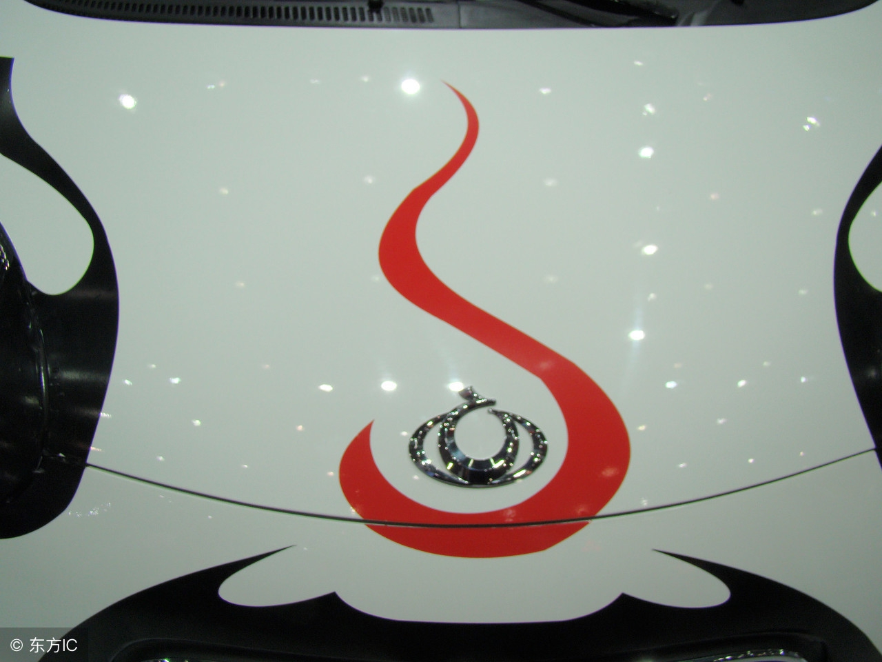 13年迈腾1.8t豪华版现在值得买吗,17年迈腾1.8t豪华版二手车多少钱