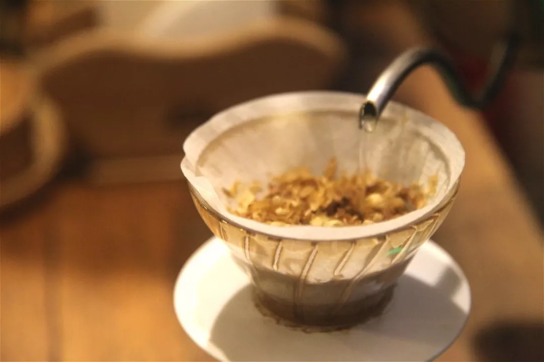 黄蜜和红蜜哪个好,新手解答