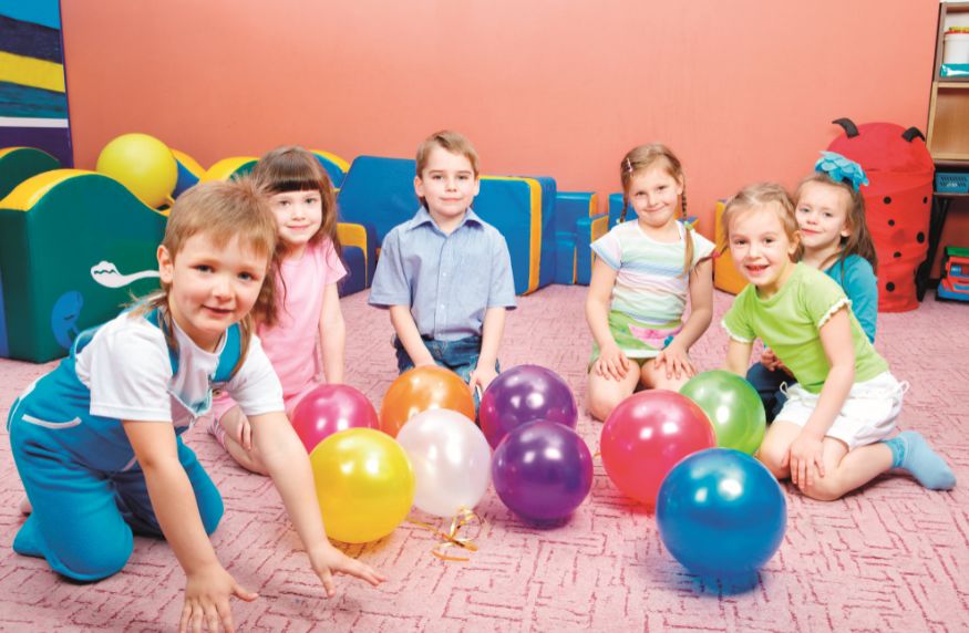 宝宝上幼儿园很难受怎么办,宝宝刚去幼儿园不适应怎么办