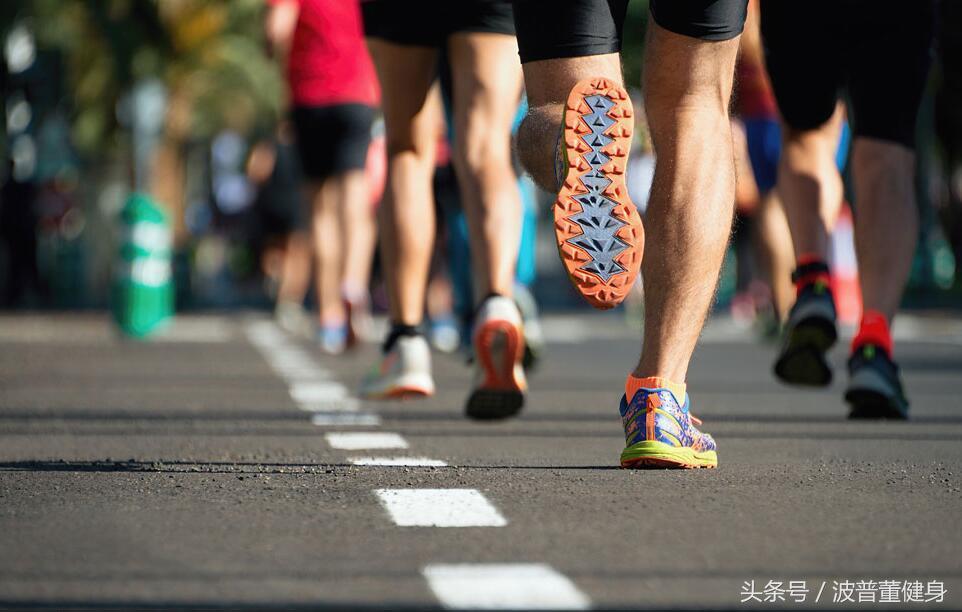 脚踝崴伤有哪些,脚踝受伤跑步疼怎么办