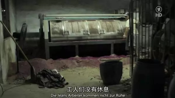 惊天黑幕！HM，ZARA等快时尚品牌的牛仔裤，已导致多*皮人**肤腐烂，恶臭，不孕...