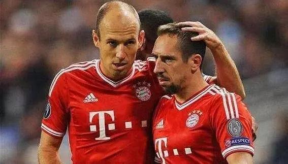 世界足坛三大阵容,世界足坛10大三人组合