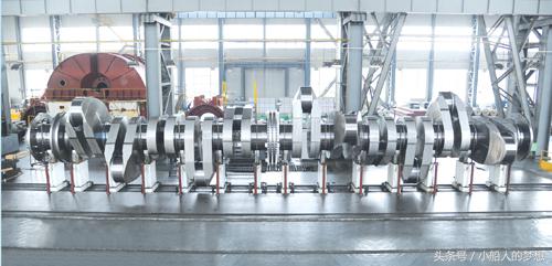 柴油机靠什么限制最高转速,世界最大柴油机转速