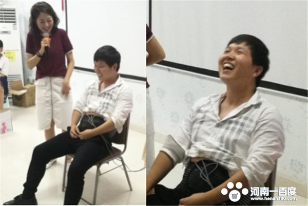 南阳圣玛医院孕妈咪课程回顾：无痛分娩，一起来“虐”爸分娩阵痛体验仪