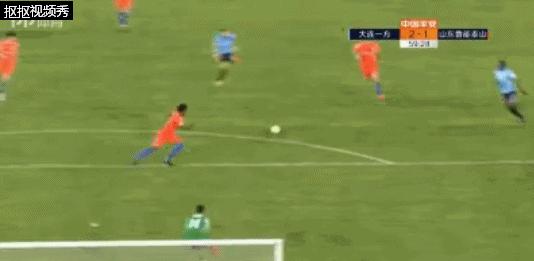 裁判为何总是这么黑鲁能，点球争议不看回放，鲁能球员无奈了