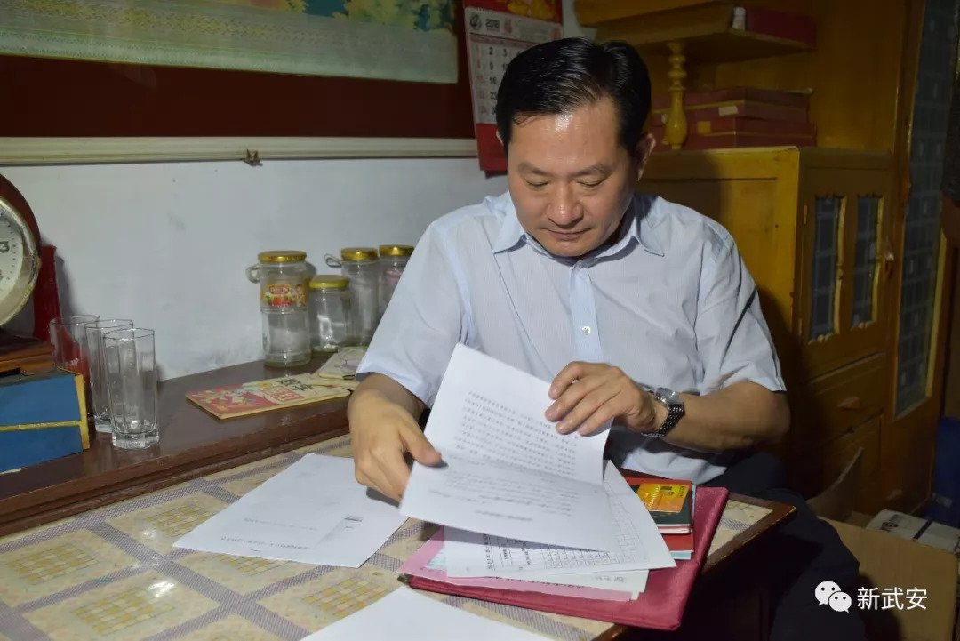 区委书记走访慰问脱贫户,县领导到高田镇走访慰问脱贫户