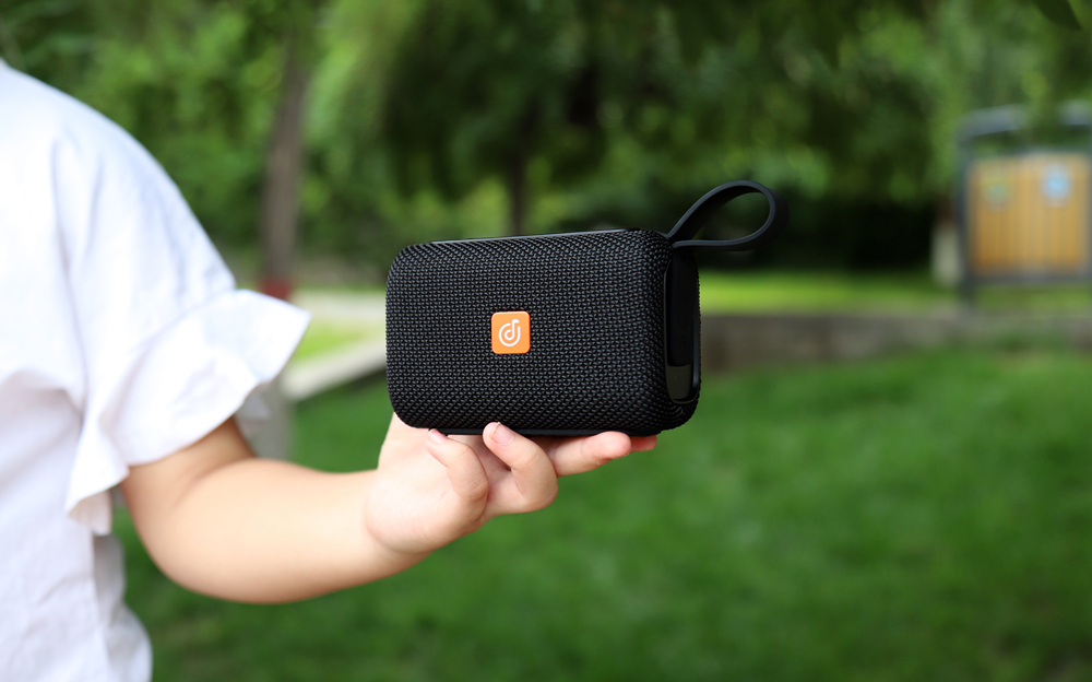 「掌中至AI音你而动」DOSS超级蓝牙音箱体验