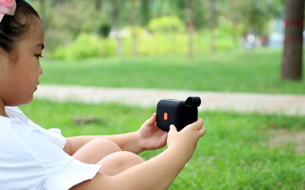 「掌中至AI音你而动」DOSS超级蓝牙音箱体验