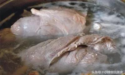 炖各种肉类为什么要焯水,炖猪肉忌讳放什么