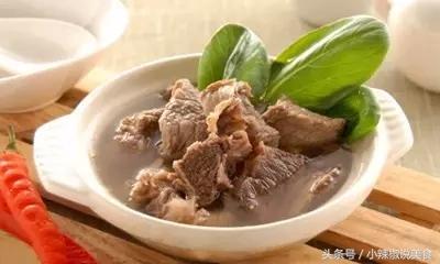 炖各种肉类为什么要焯水,炖猪肉忌讳放什么