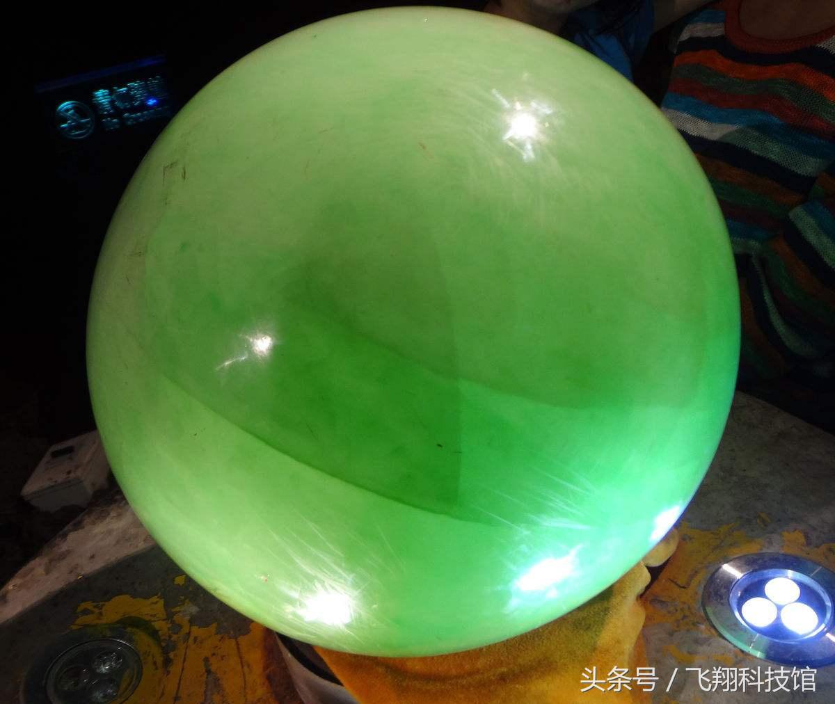 世界上最大的陨石价值6000亿以上,宇宙中最珍贵的陨石