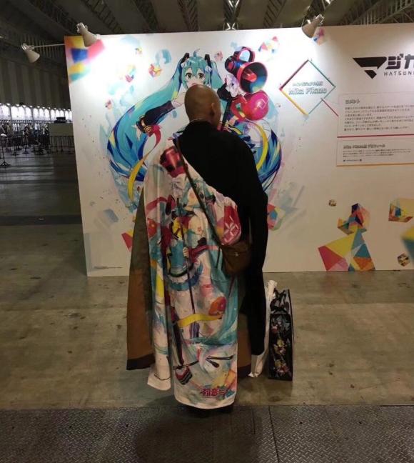 初音为什么那么多人喜欢,有多少人痴迷初音