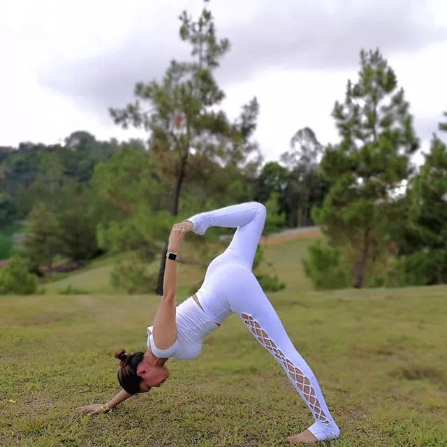 练瑜伽提升学习能力,每日教你练好十个瑜伽