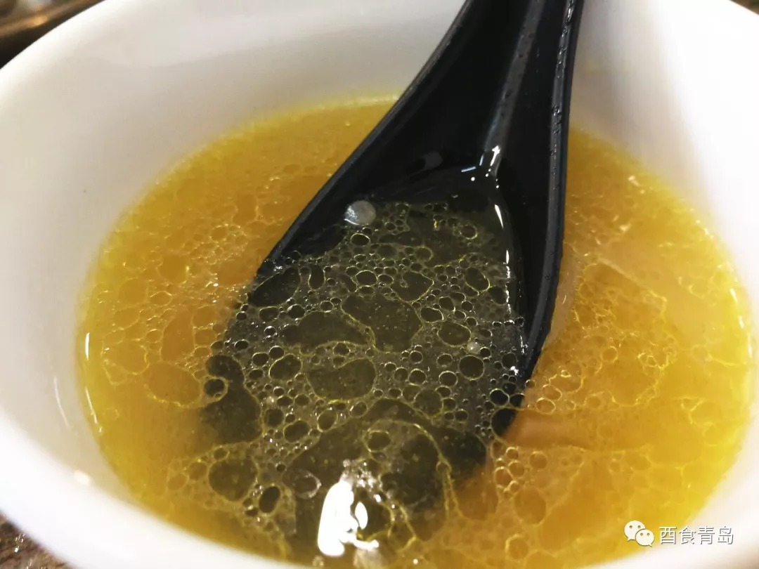 念念不忘的一家青岛粤菜餐厅，冬瓜锅涮清远鸡，连锅都能吃