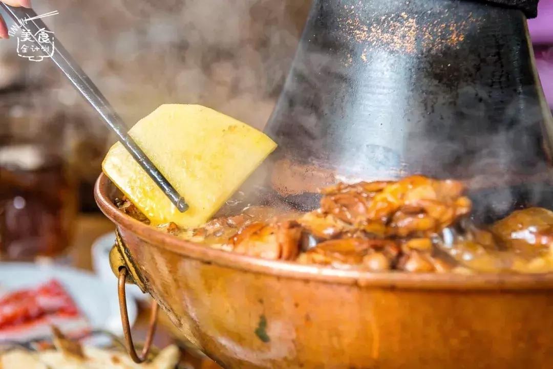 3斤半鸡肉做锅底！天津真理道这家接地气老店，烤串更是有名气！