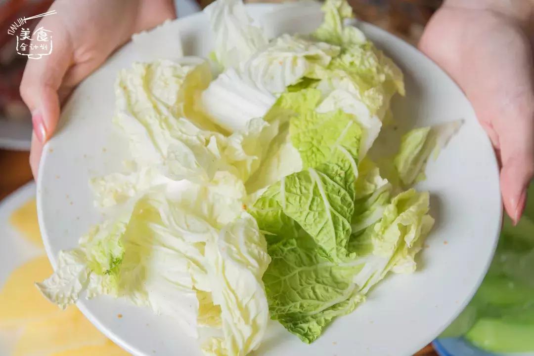 3斤半鸡肉做锅底！天津真理道这家接地气老店，烤串更是有名气！