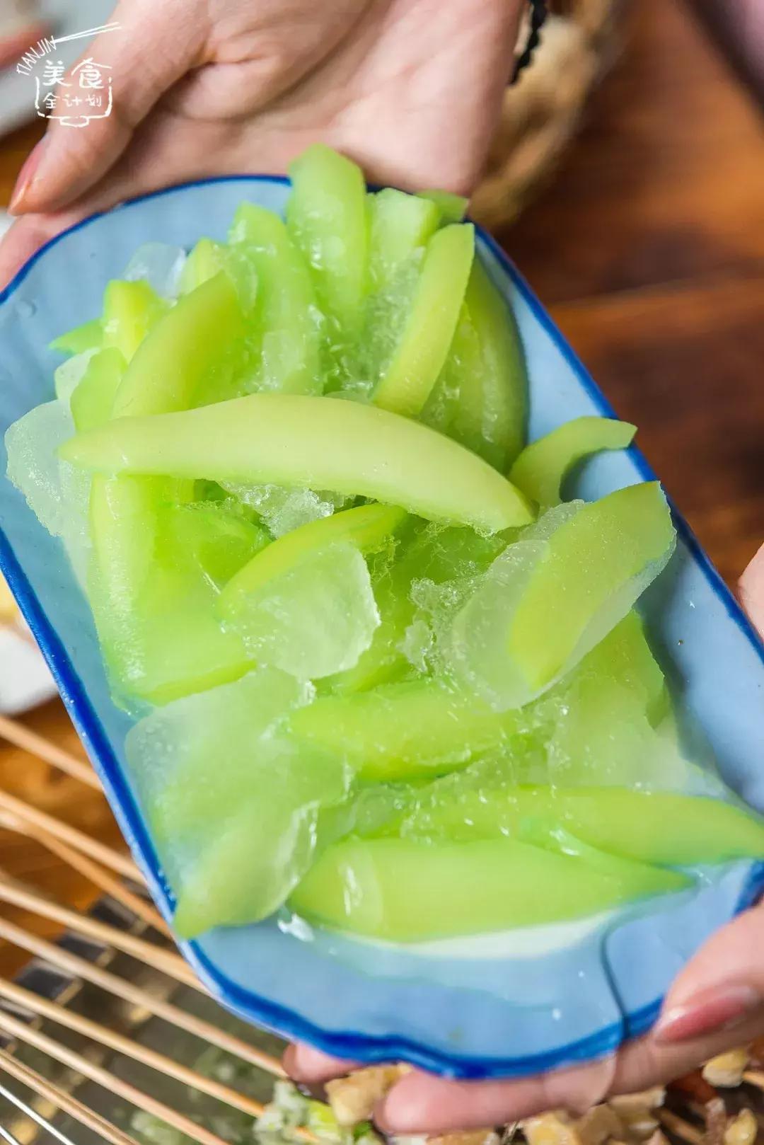 3斤半鸡肉做锅底！天津真理道这家接地气老店，烤串更是有名气！