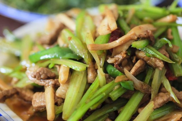 清晨吃什么素菜好吃又营养,超好吃早餐必备的素菜