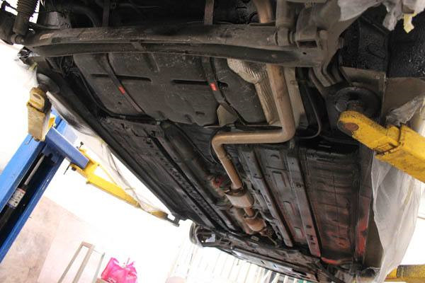 为什么要做底盘防腐,汽车底盘装甲作用