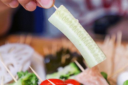 成都小竹签串串,成都最火爆小竹签的冷锅串串