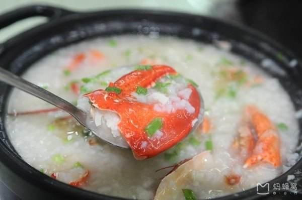 三亚旅游吃海鲜住宿攻略,三亚奥特莱斯购物攻略