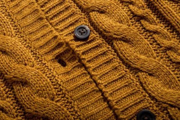 日本时尚博主AYA推荐=GU针织开衫全色系、全码数比较