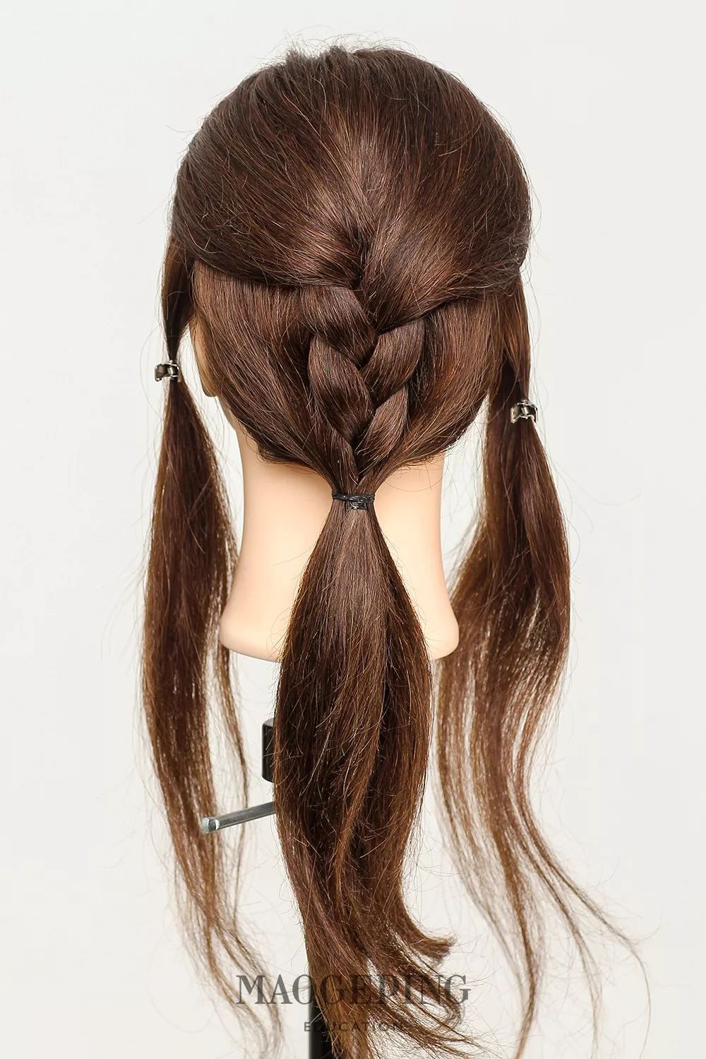 女童8-9岁中短发怎么扎简单又漂亮,30岁短发怎么扎好看又简单漂亮