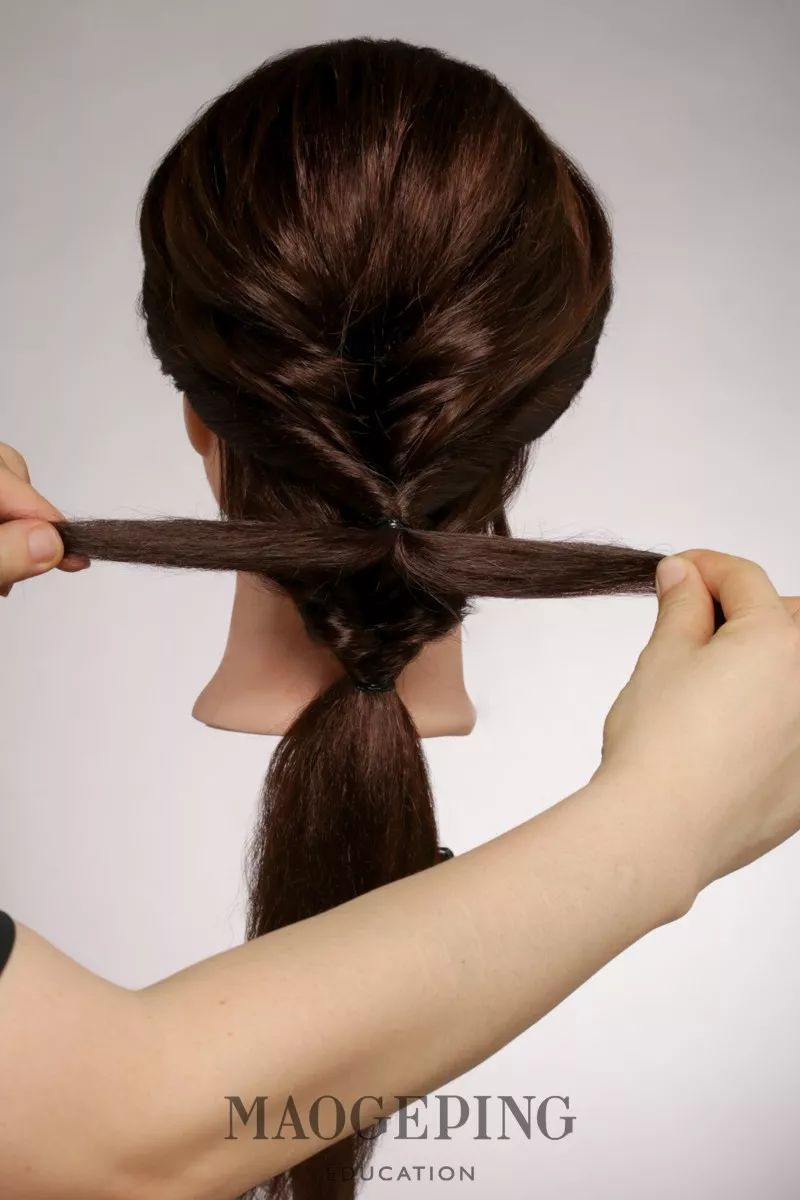 女童8-9岁中短发怎么扎简单又漂亮,30岁短发怎么扎好看又简单漂亮