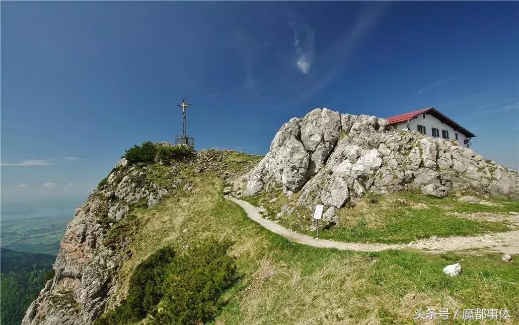 世界最大室内滑雪场上海冰雪世界,全球最大室内滑雪场在临港