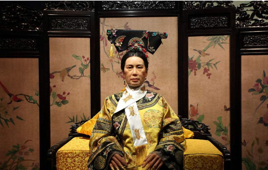 慈禧重修颐和园的时间,慈禧为修颐和园动怒