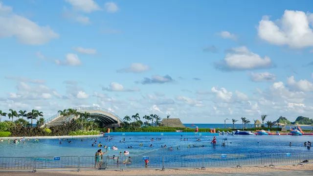 弄一个室外水上乐园,在野外制造一个水上乐园